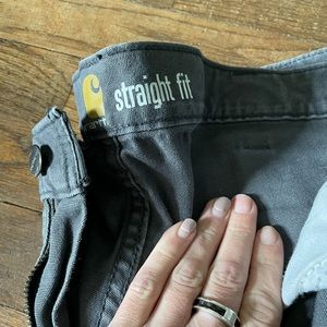 Mens carhartt straight fit work pants. Dark gray